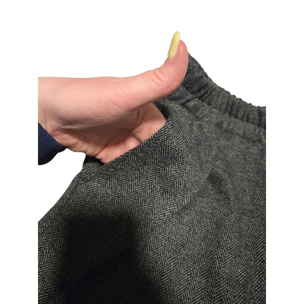 A new day gray chevron slacks with pockets, size medium - Picture 4 of 4